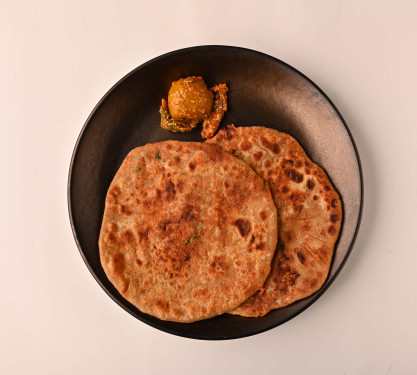 Paneer And Pyaz Paratha