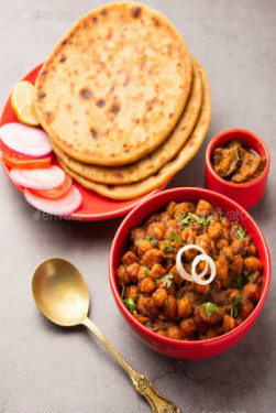 Aloo Parantha Chole Raita