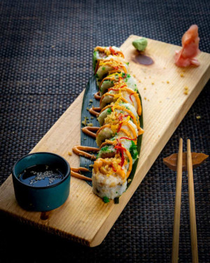 Fusion Uramaki Roll