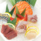 Fuente variada de sashimi