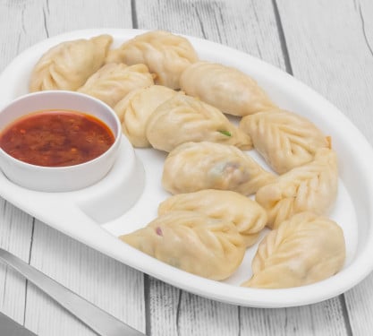 Shanghai Chicken Momos [6 Pieces]