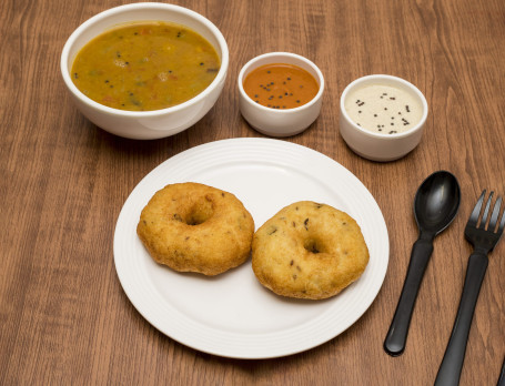 Sambar Vada (4Pcs)