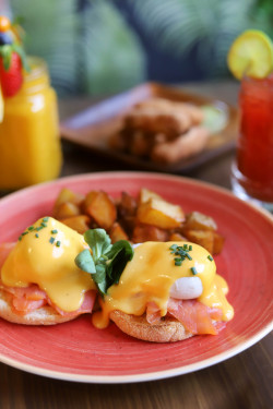 Huevos Benedict Con Salm Oacute;N Ahumado Noruego