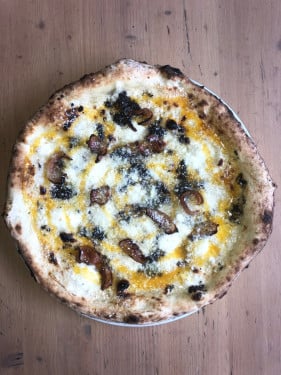 Pizza Carbonara Trufada