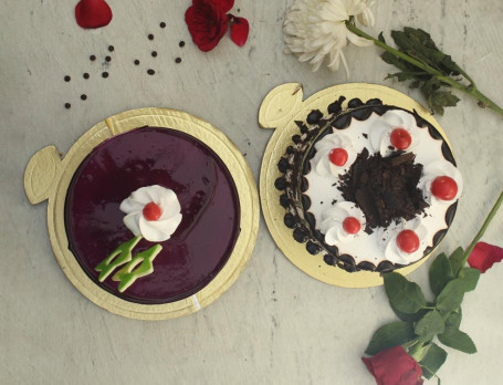 Eggless Blueberry Cake Blackforest Cake (500 Gms)