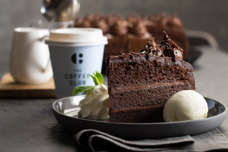 Chocolate Mud Cake Kj)