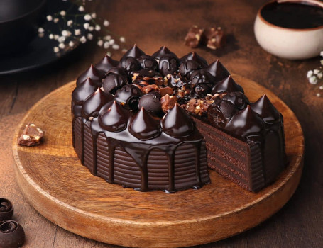 Chocolate Snicker Cake