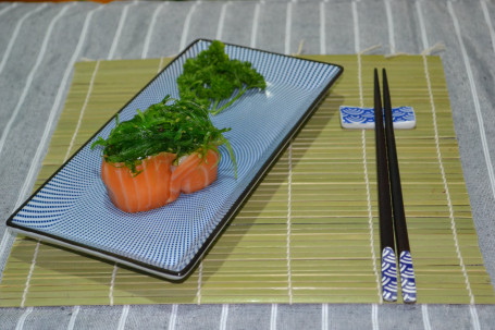 Salmon Ship With Seaweed Salad