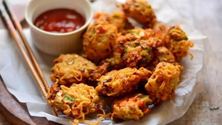 Maggi Pakoras (6 Pcs)