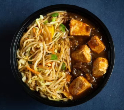 Chilli Paneer With Veg Noodles Bowl