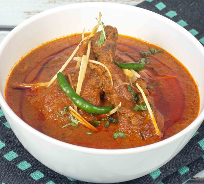 Ghar Ka Chicken Matka (Desi Ghee)