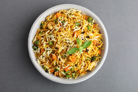 Vegetable Biriyani [Half Plate]