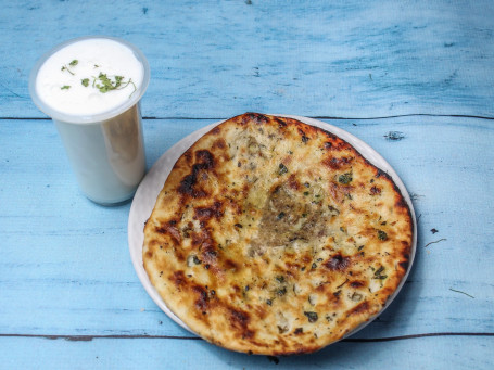 2 Paneer Amritsari Kulcha Namkeen Lassi