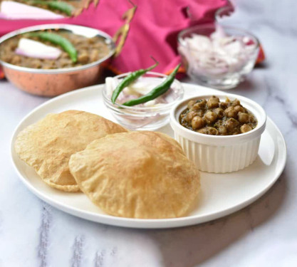 Desi Ghee Chana Puri