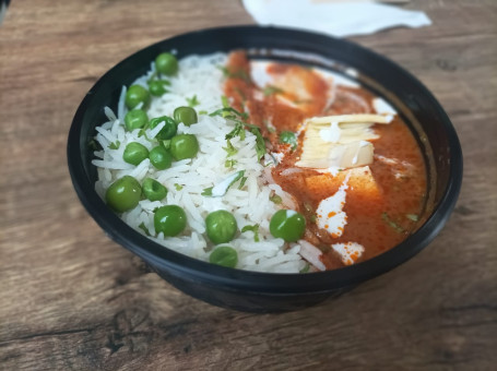 Butter Paneer With Matar Pulao (Regular)