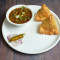 Samosa With Chole (2 Pieces)