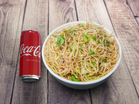 Veg Hakka Noodles Coke(300 Ml)