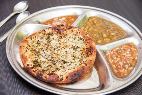 Onion Kulcha Thali(One Piece Of Onion Kulcha Served With Aloo Chana Palak And Salad, Pickle, Mouth Freshener)