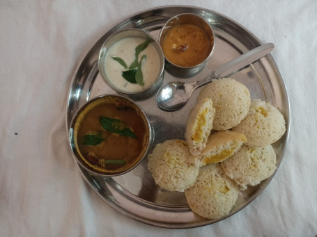 Stuffed Idli 1