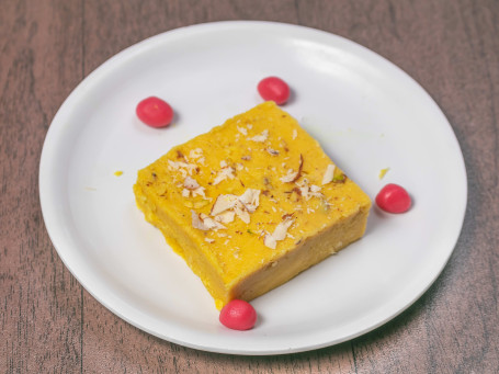 Banarasi Soan Papdi (250 Gms)