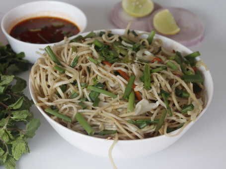 Veg Soft Noodles (1200 Ml)