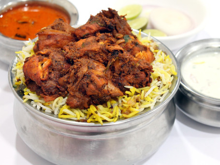 Mini Chicken Fry Biryani (4 Pcs)