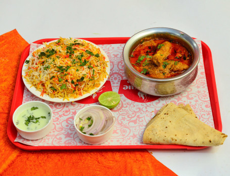 Butter Chicken Rice Combo [2Pc Gravy,Rice,3Pcs Rumali Roti]