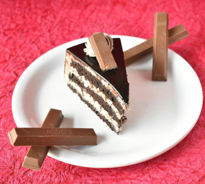 Kitkat Truffle Pastry