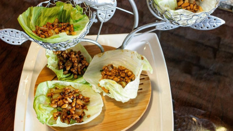Minced Chicken Lettuce Wrap With Pinenuts