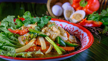 Stir-Fried Squid With Salt Egg Yolk