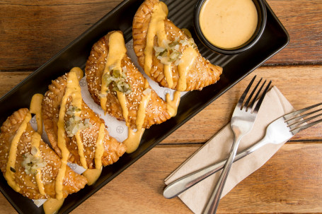 Cheeseburger Empanadas