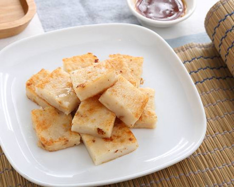 Empanada De Rábano Blanco Frito