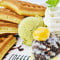 Hóng Dòu Mǒ Chá Bīng Qí Lín Sōng Bǐng Tào Cān Waffle With Matcha Ice Cream And Red Bean
