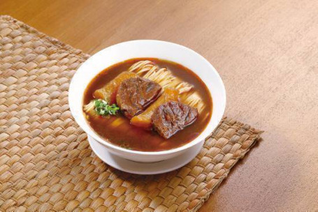 Sopa De Fideos Con Carne Estofada Hóng Shāo Niú Ròu Miàn