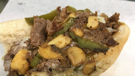 #26 Baldinos Cheesesteak Half (6