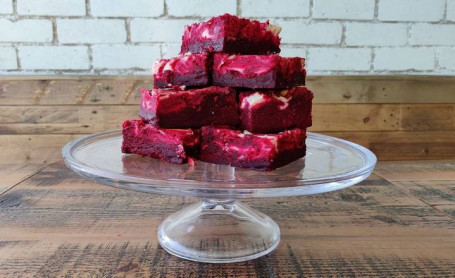 Red Velvet Cheesecake Brownie (V)