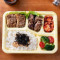 jiàng shāo niú wǔ huā shuāng pīn biàn dāng Assorted Teriyaki Beef Flake Bento