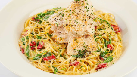 Almuerzo Cacio E Pepe Pasta Con Pollo