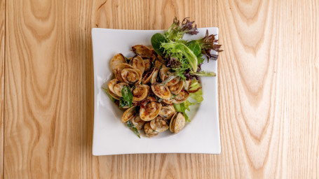 Wok Fried White Clam In Kam Heong