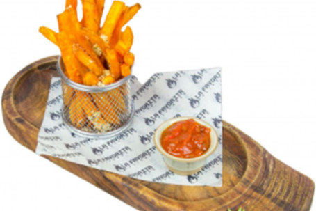 Sweet Potato Chips Spicy Salsa Dip