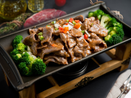 Sizzling Satay Sauce Beef