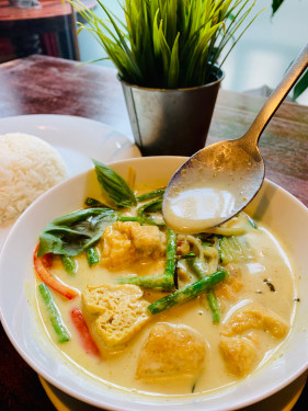 Gang Kiew Wan Tofu, Mixed Vegetables (Green Curry) (Me) (Vg)