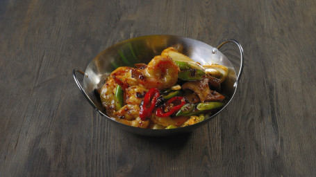 Chilli King Prawns In Hot Wok