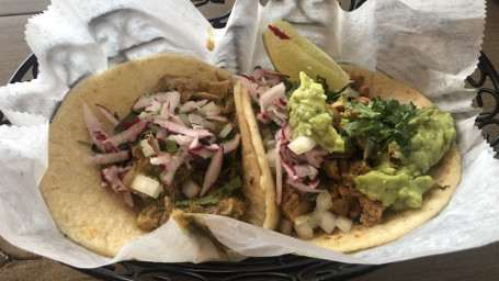 Pork En Chile Verde Taco