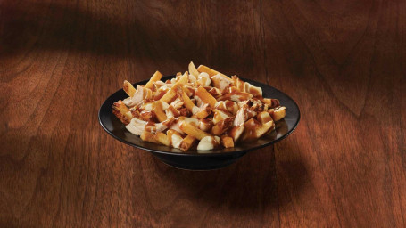 Poutine De Pollo Asado