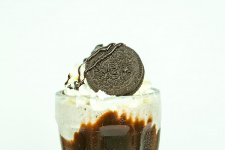 Oreo Crush Shake