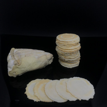 D Rsquo;Affinois Double Creme With Truffles With Wafer Crackers