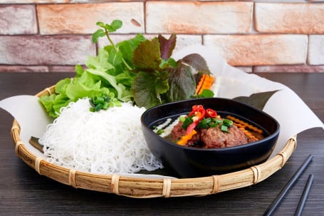 Vermicelli Salad With Vietnamese Bbq Pork