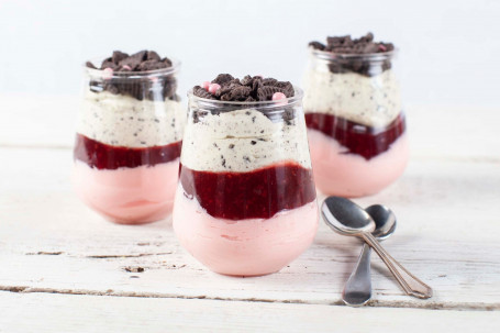 Strawberries and Cream Jar Cake