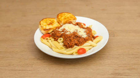 Penne Bolognese With Garlic Bread